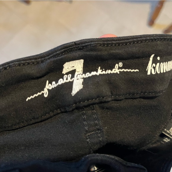 7 For All Mankind Black Kimmie Crop Jeans - Picture 6 of 11